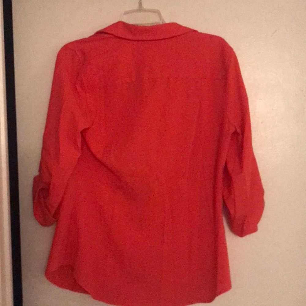 Buttoned blouse - Picture 2 of 2